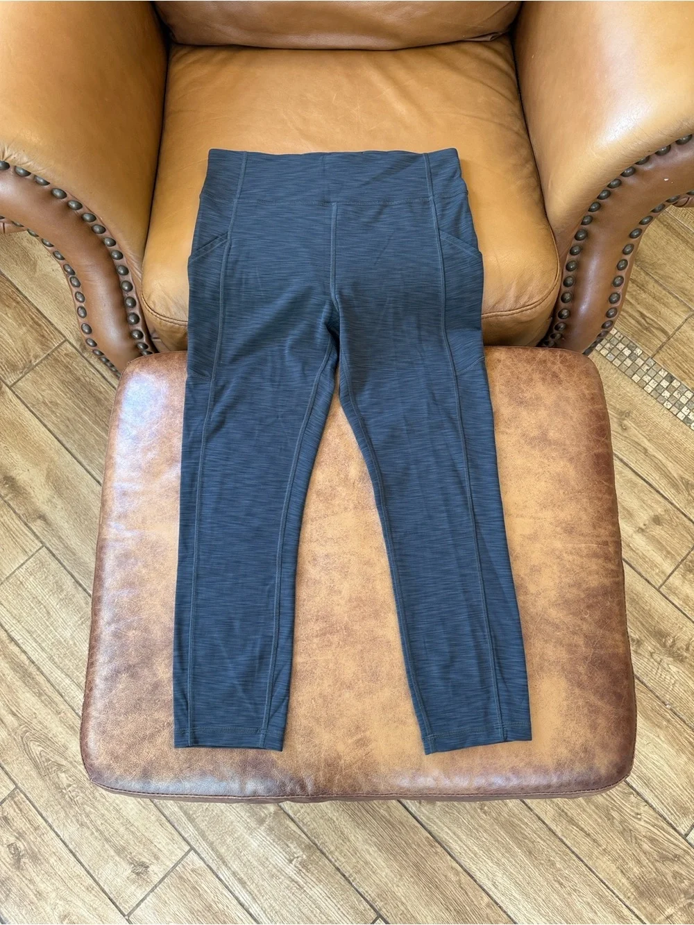 Lululemon Invigorate High-Rise Crop 23